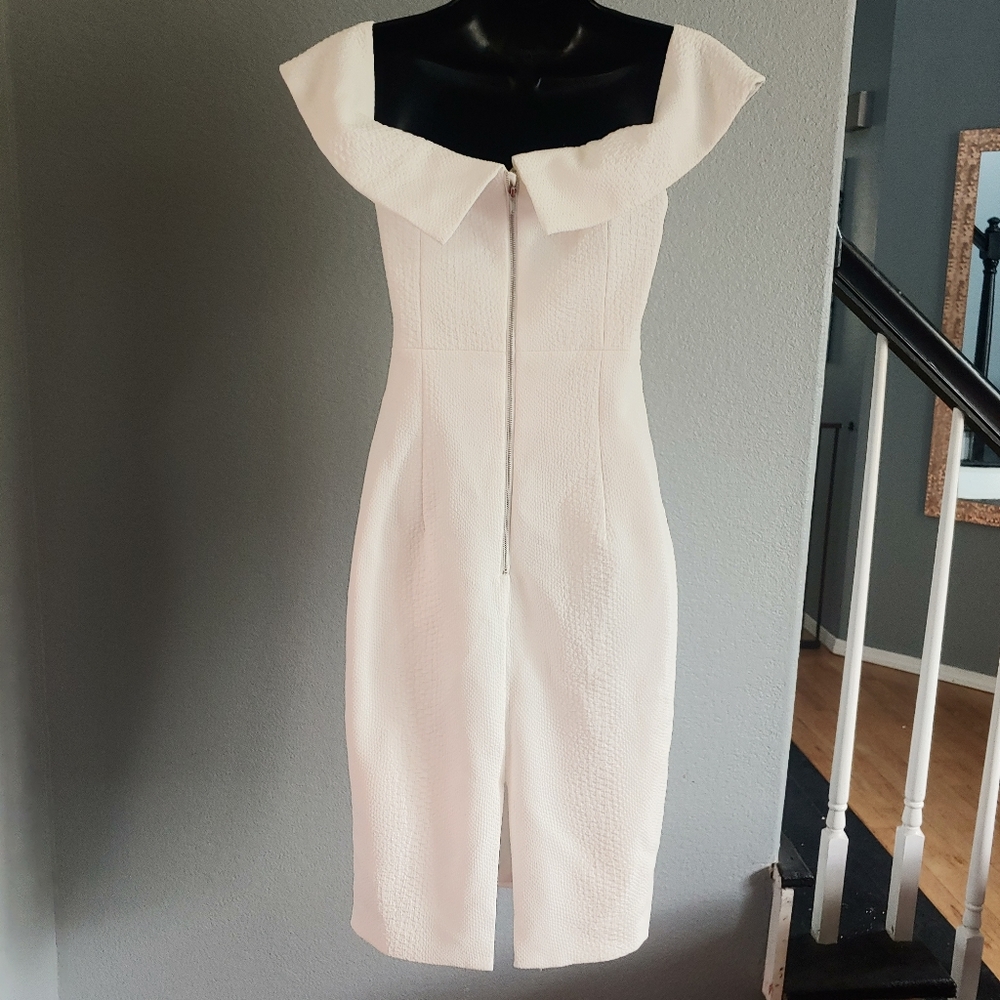 Bardot Dress - Picture 2 of 6